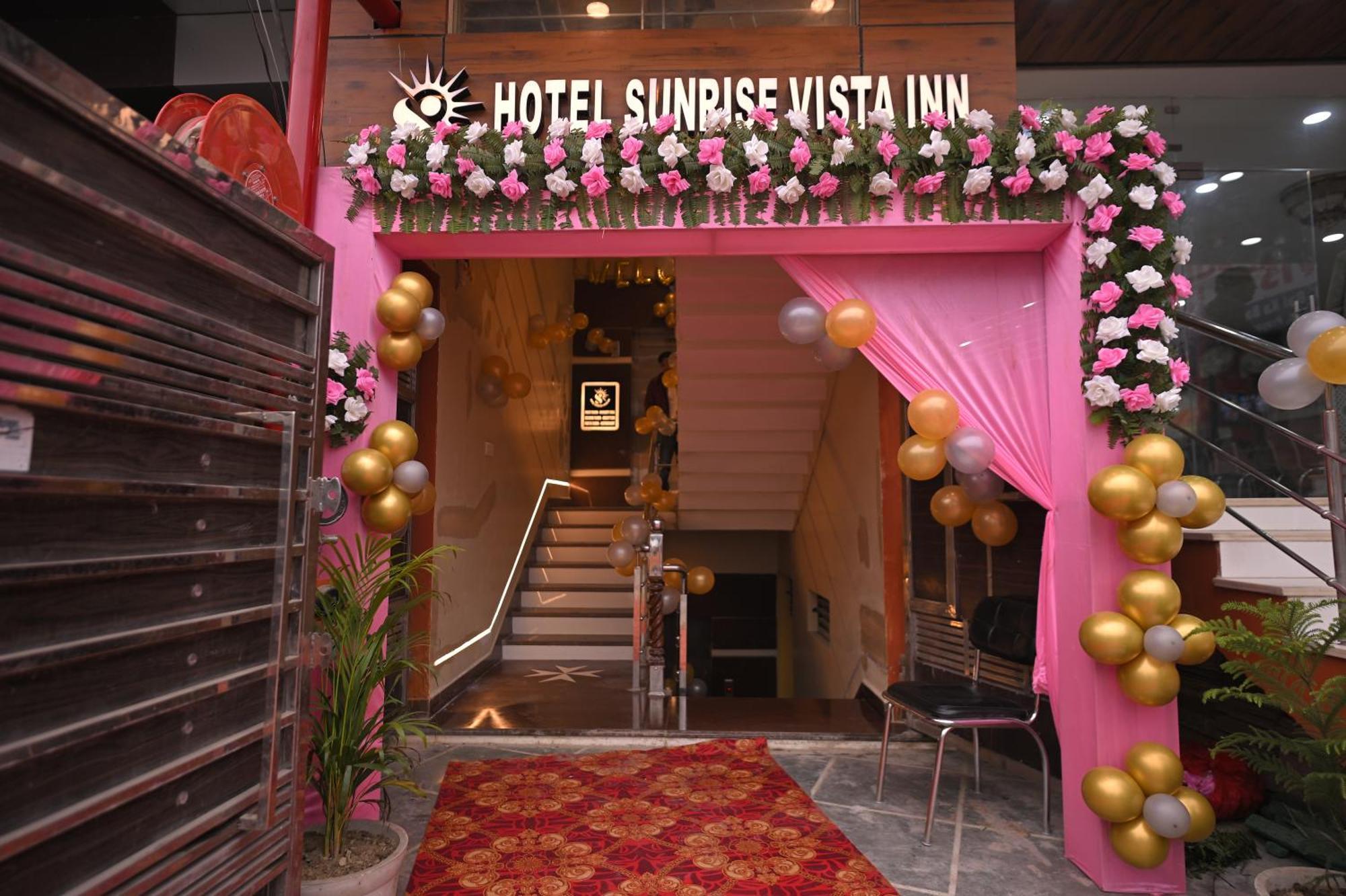 Sunrise Vista Inn Аллахабад Экстерьер фото